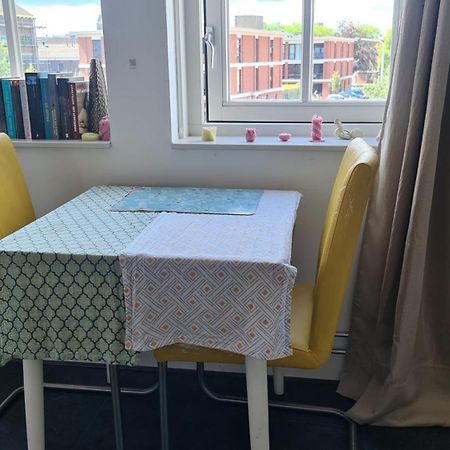 Airbnb 'Logeren Aan Het Plein' In Het Centrum Van Меппел Экстерьер фото