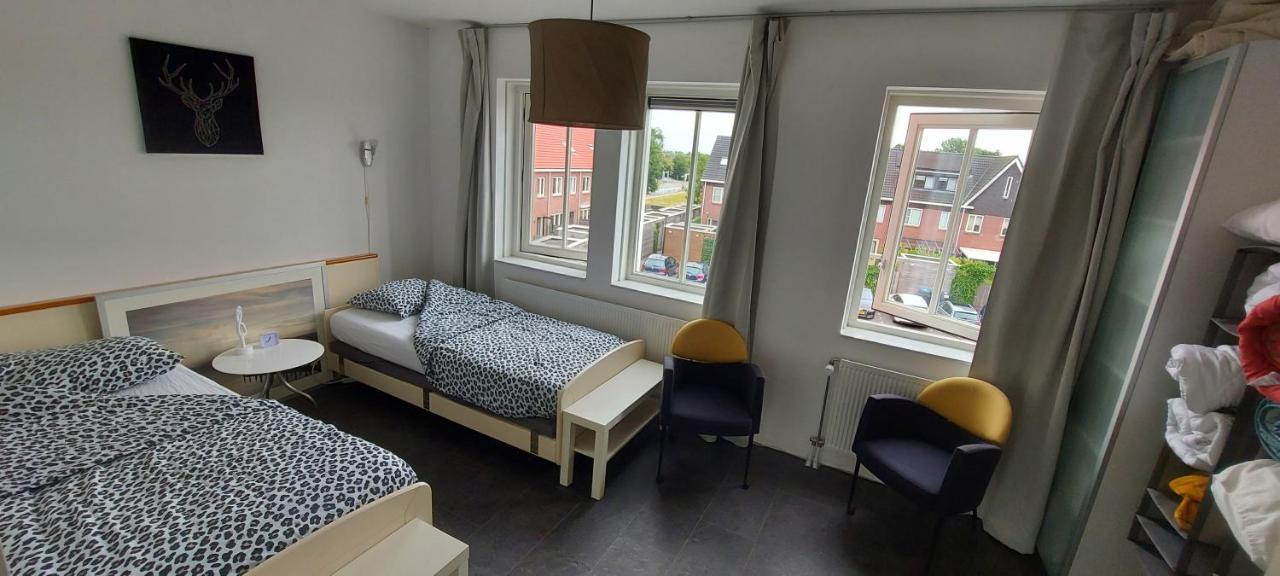 Airbnb 'Logeren Aan Het Plein' In Het Centrum Van Меппел Экстерьер фото