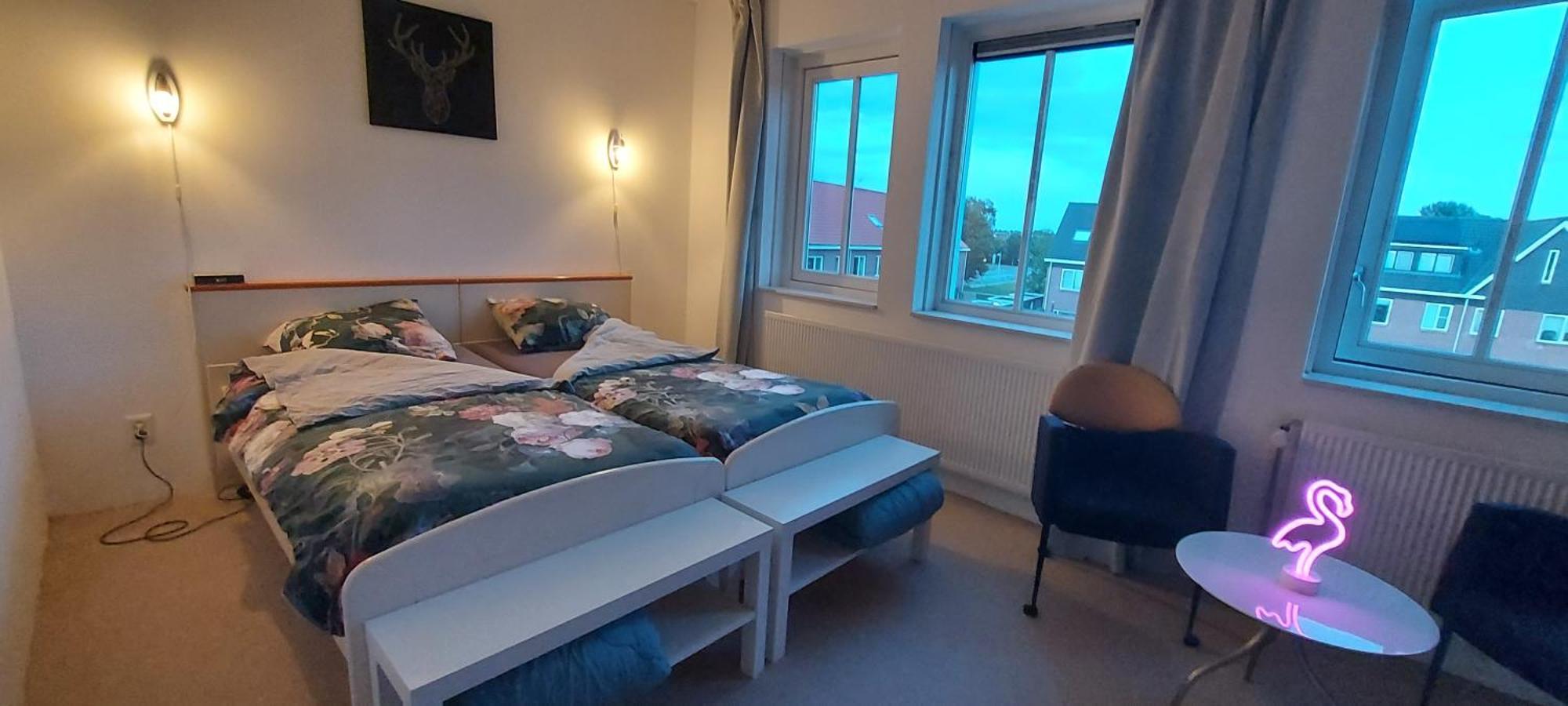 Airbnb 'Logeren Aan Het Plein' In Het Centrum Van Меппел Экстерьер фото